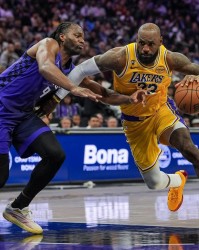 詹姆斯22+4，湖人完败国王！威少暴走，东契奇创NBA历史第1神迹