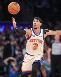 MK体育登录入口-他拿8100万肥约，总决赛只得3分，却创造80年NBA独一无二纪录|乔·哈特|卡尔-安东尼-唐斯|圣安东尼奥马刺队|纽约尼克斯队|文班亚马_新浪体育_新浪新闻